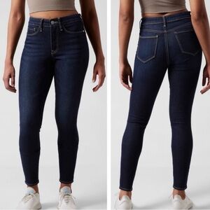 Athleta Sculptek 8 Tall Darkwash Jeans